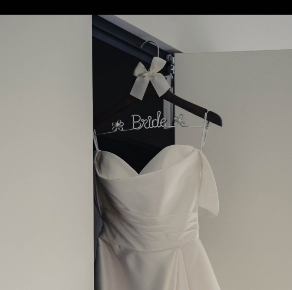 Wooden Bridal Dress Hanger with White Bow